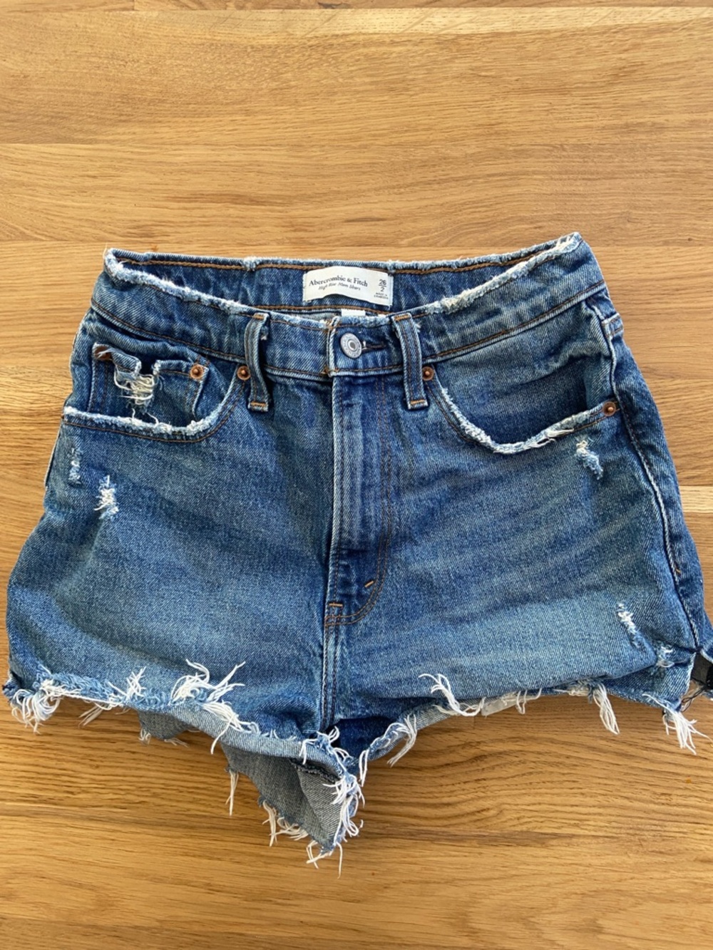 Abercrombie & Fitch Women's Frayed Distressed Denim Shorts - size 26/2 curve
